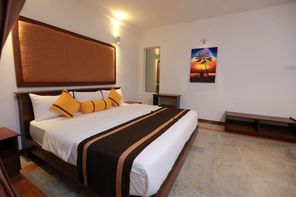 Refresh Hotel Hikkaduwa Szoba fotó