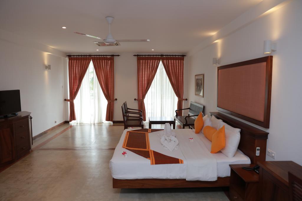 Refresh Hotel Hikkaduwa Kültér fotó