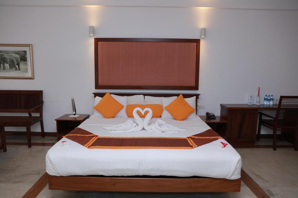 Refresh Hotel Hikkaduwa Kültér fotó